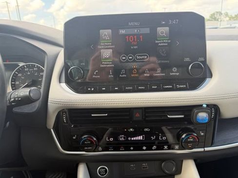 Used 2021 Nissan Rogue SL w/ Premium Package FWD image 16