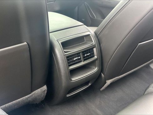 Used 2022 Cadillac XT5 Sportv w/ LPO, ONYX Package AWD/4WD image 40