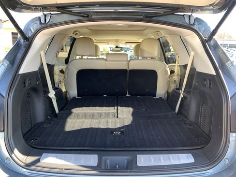 Used 2017 INFINITI QX60 Luxe w/ Deluxe Technology Package image 34