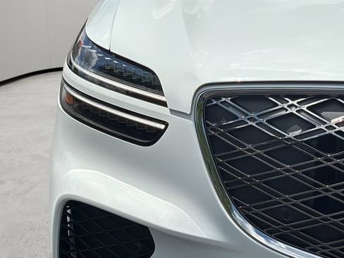 Certified 2026 Genesis GV70 2.5T AWD/4WD image 10