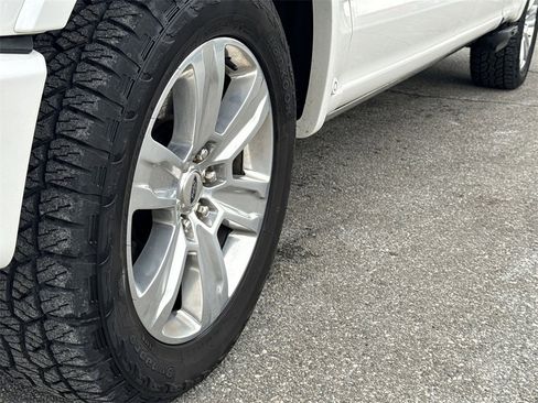 Used 2017 Ford F150 Platinum w/ Technology Package image 19