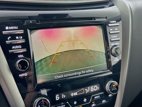 Used 2023 Nissan Murano SV FWD image 22