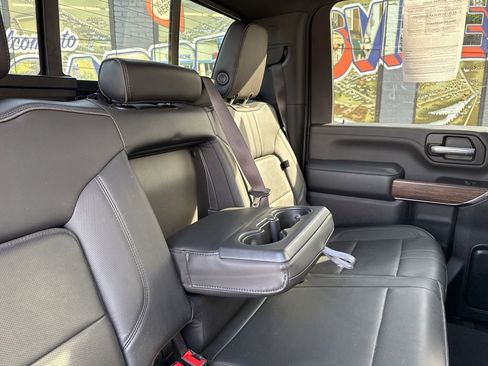 Used 2022 Chevrolet Silverado 2500 High Country w/ Z71 Off-Road Package AWD/4WD image 17