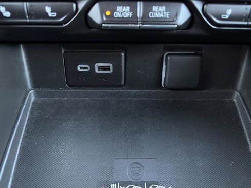 Used 2023 Chevrolet Tahoe LT image 28