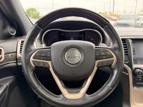 Used 2014 Jeep Grand Cherokee Overland AWD/4WD image 34