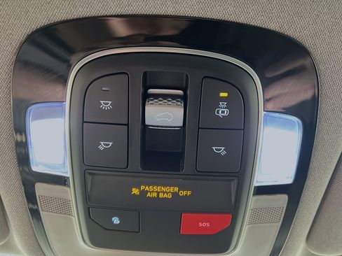 Used 2023 Hyundai Santa Fe Limited image 21