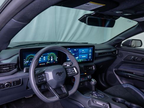 Used 2026 Ford Mustang Dark Horse RWD image 19