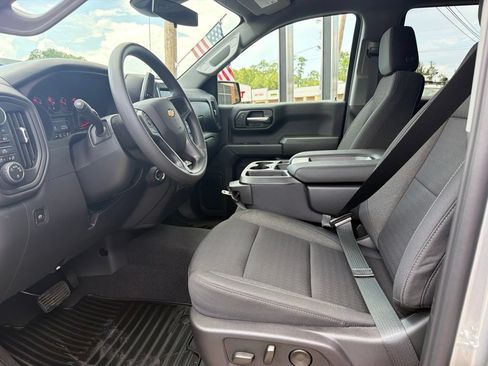 New 2026 Chevrolet Silverado 1500 Custom AWD/4WD image 17