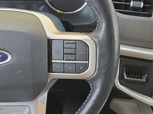 Used 2022 Ford Expedition Max XLT image 21