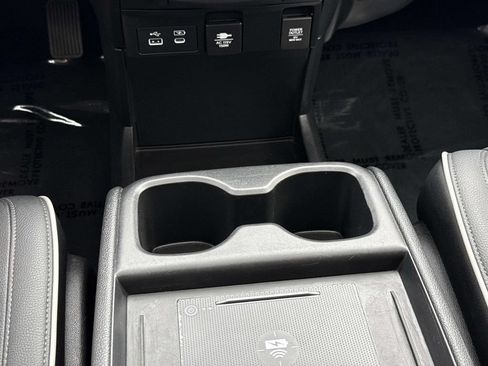 Used 2025 Honda Odyssey Touring image 8
