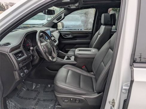 Used 2021 Chevrolet Tahoe Z71 w/ Luxury Package image 16