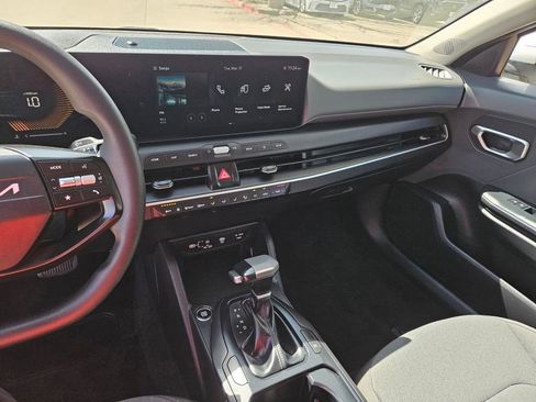 Used 2025 Kia K4 LXS FWD image 20