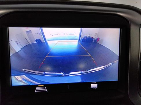 Used 2020 GMC Sierra 1500 Elevation image 26