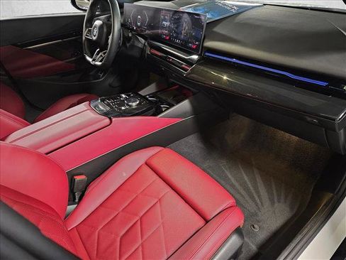 Used 2024 BMW 530i w/ M Sport Package image 21