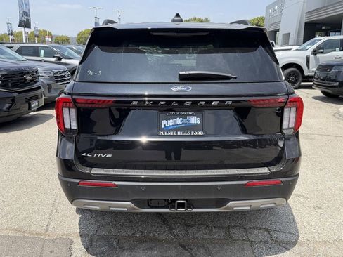 New 2026 Ford Explorer Active w/ Active Comfort Package RWD image 5