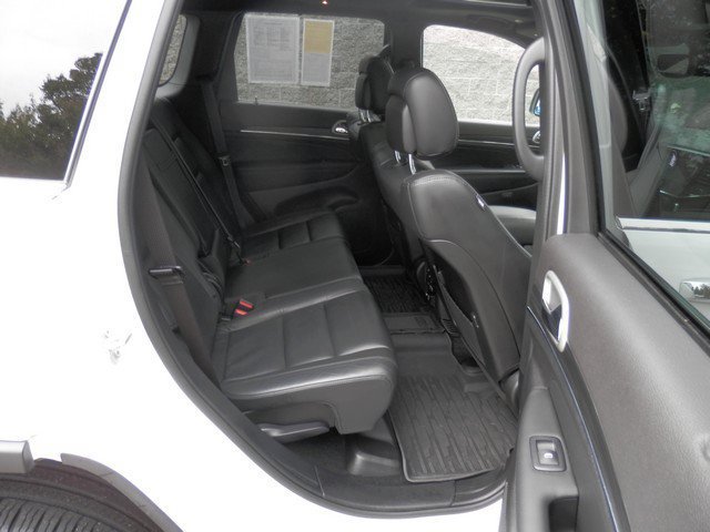 Used 2021 Jeep Grand Cherokee Limited AWD/4WD image 38
