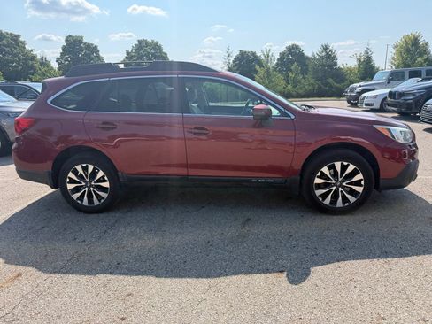 Used 2016 Subaru Outback 2.5i Limited AWD/4WD image 4