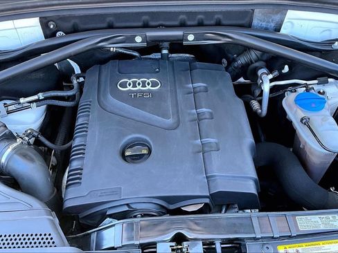 Used 2015 Audi Q5 2.0T Premium Plus w/ Technology Package AWD/4WD image 30