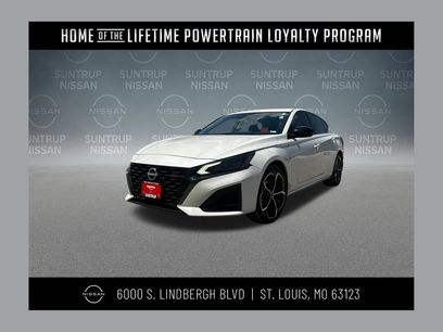 Used 2023 Nissan Altima 2.5 SR w/ SR Premium Package