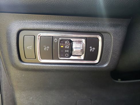 Used 2024 Lincoln Corsair Reserve w/ Equipment Group 201A image 23