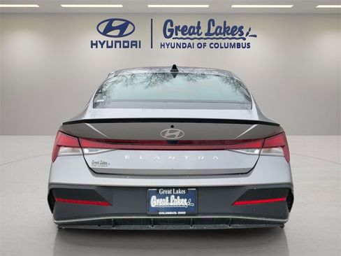 Certified 2025 Hyundai Elantra Sport image 4