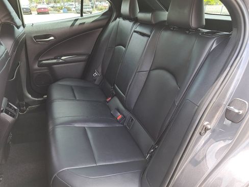 Used 2022 Lexus UX 200 w/ Accessory Package (Z2) FWD image 14