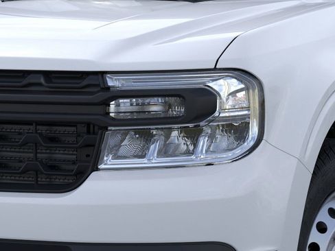 New 2024 Ford Maverick XL image 19