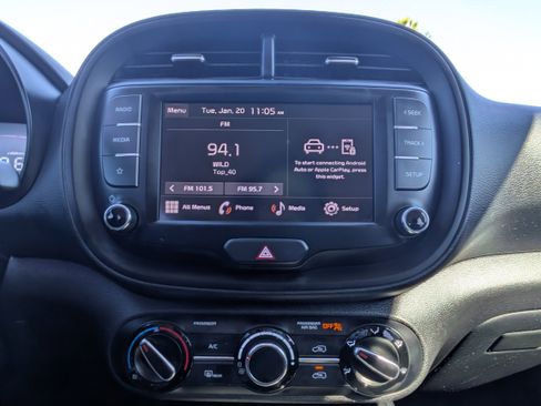 Certified 2023 Kia Soul LX image 28