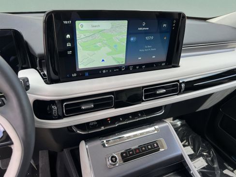 New 2026 Lincoln Aviator 2WD image 15