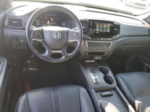 Used 2022 Honda Passport TrailSport image 10