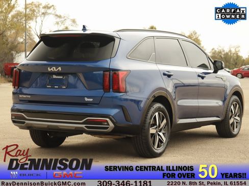 Used 2023 Kia Sorento S w/ Panoramic Sunroof Package image 7