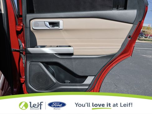 Used 2021 Ford Explorer Limited w/ Equipment Group 301A image 33