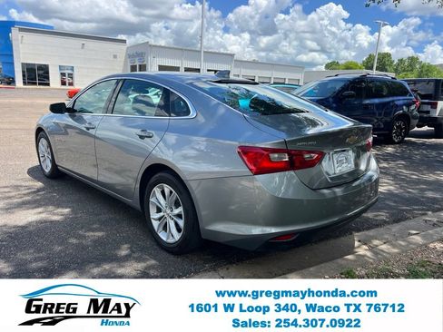 Used 2025 Chevrolet Malibu LT FWD image 5