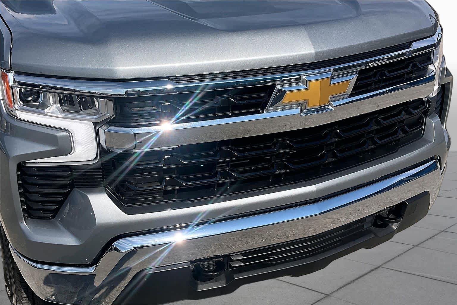 Used 2026 Chevrolet Silverado 1500 LT AWD/4WD image 31