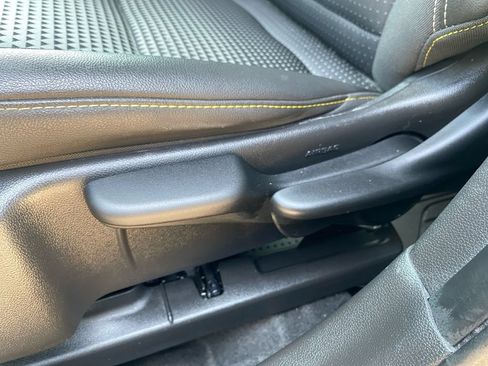 Used 2026 Chevrolet Trax LT FWD image 21
