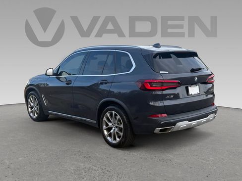 Used 2021 BMW X5 xDrive40i w/ Premium Package image 24