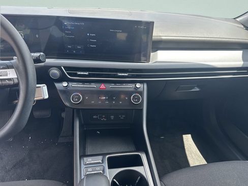 Used 2025 Hyundai Sonata SEL FWD image 24