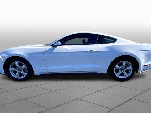 Used 2018 Ford Mustang Coupe image 32