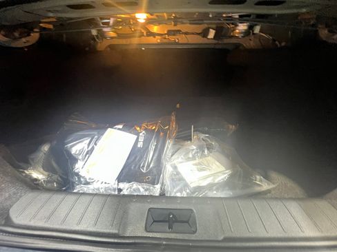 New 2025 Nissan Sentra SR image 34