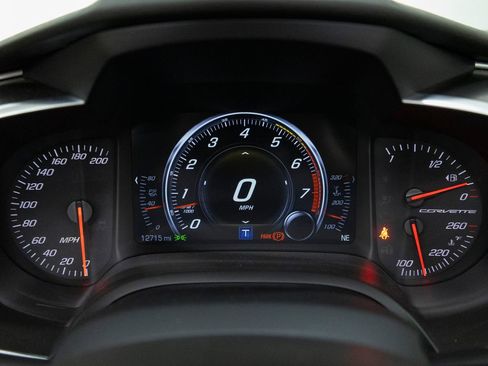 Used 2019 Chevrolet Corvette Stingray Coupe w/ 2LT Preferred Equipment Group RWD image 22