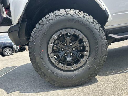 New 2026 Ford Bronco Raptor w/ Interior Carbon Fiber Pack AWD/4WD image 17