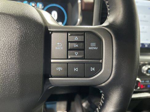 Used 2022 Ford F150 Lariat image 30