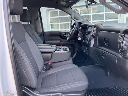 Certified 2022 Chevrolet Silverado 2500 Custom w/ Custom Value Package image 19