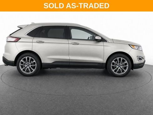 Used 2017 Ford Edge Titanium w/ Equipment Group 302A FWD image 2