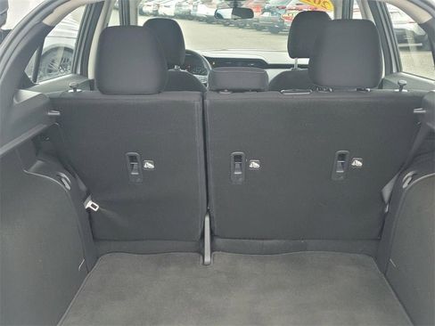 Certified 2024 Nissan Kicks SV image 9