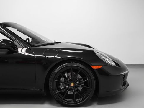 Certified 2017 Porsche 911 Carrera RWD image 17