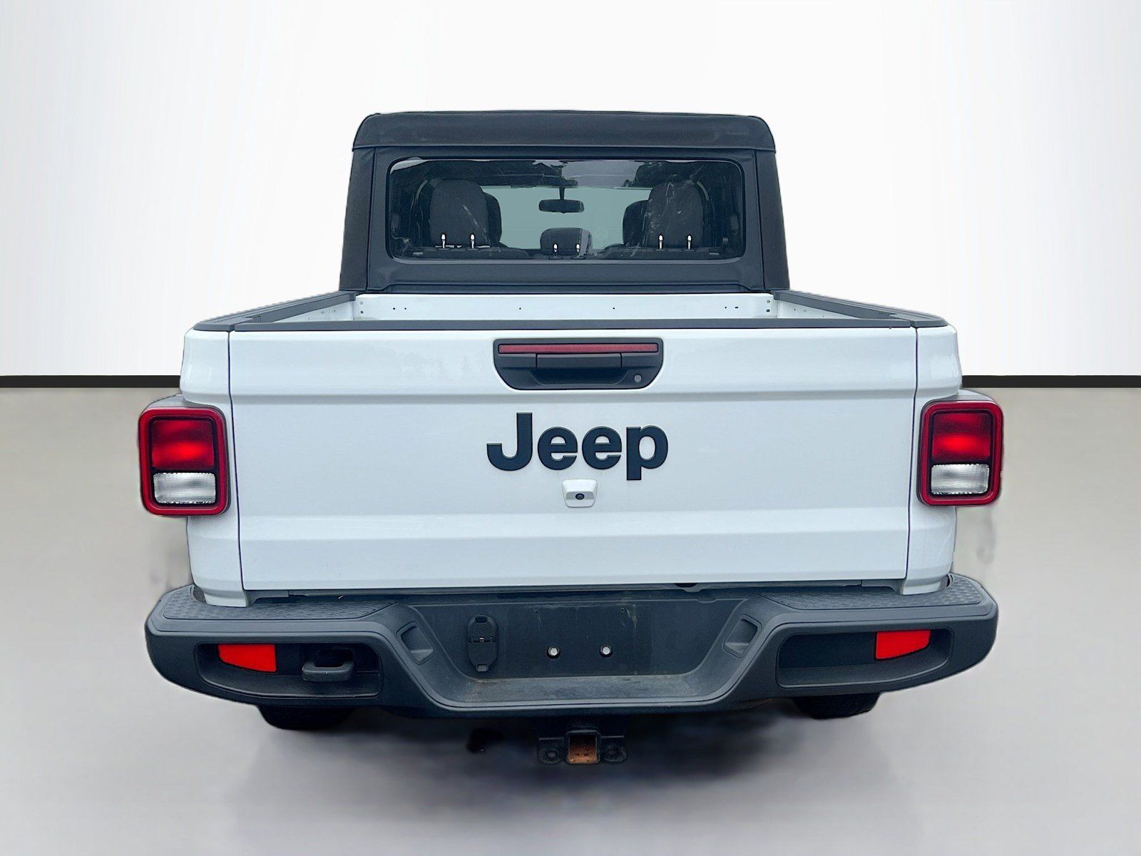 Used 2023 Jeep Gladiator Sport w/ Trailer Tow Package AWD/4WD image 6