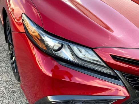 Used 2021 Toyota Camry XSE image 26