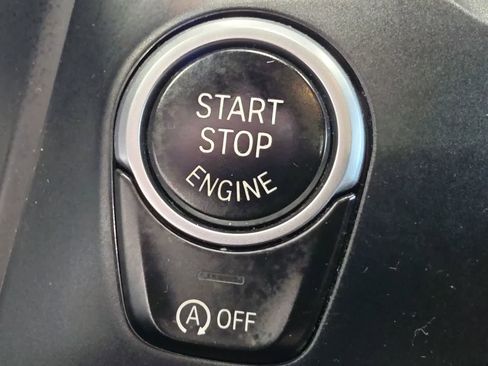 Used 2021 BMW X4 xDrive30i AWD/4WD image 27