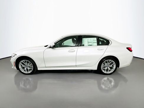 Used 2026 BMW 330i xDrive Sedan w/ Premium Package AWD/4WD image 8
